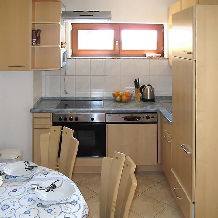 Haus Jadranka Kastel